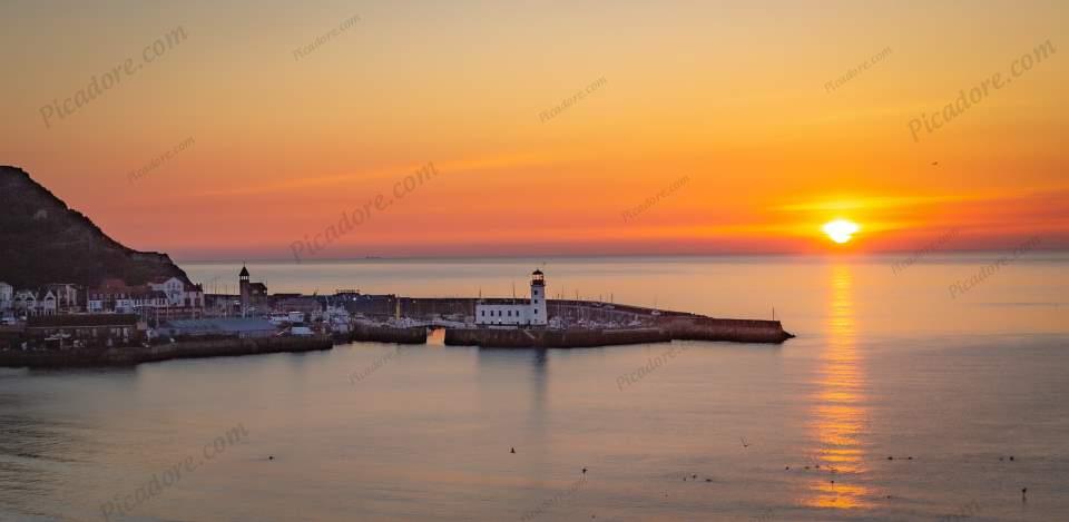 Harbour light Large Version