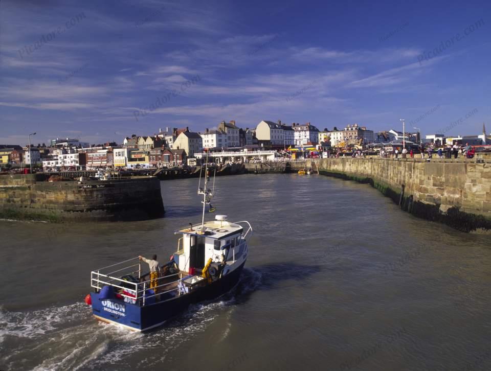 Bridlington Harbour (KY5043) Large Version